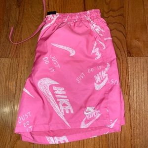Nike Sportswear shorts